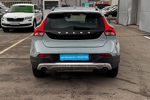 купить Вольво V40 Cross Country 2017, автосалон 