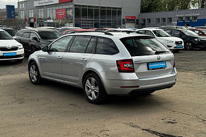 купить Шкода Octavia 2018, автосалон 