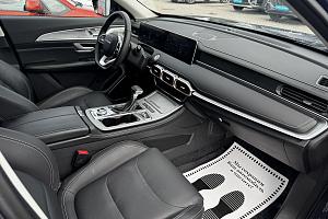 купить  X70+ 2023, автосалон 