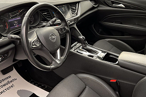 купить Опель Insignia 2018, автосалон 