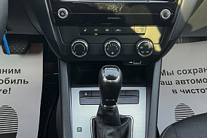 купить Шкода Octavia 2018, автосалон 
