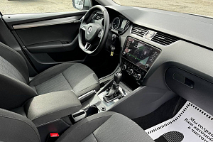 купить Шкода Octavia 2018, автосалон 