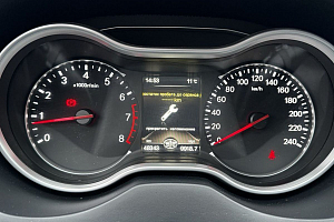 купить ФАВ Besturn X80 2019, автосалон 