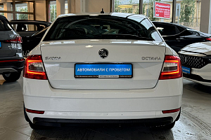 купить Шкода Octavia 2019, автосалон 