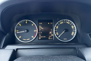 купить Ленд Range Rover Sport 2012, автосалон 