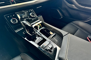купить ФАВ Bestune B70 2022, автосалон 