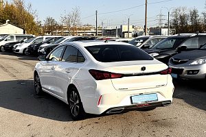 купить Чанган Eado Plus 2024, автосалон 