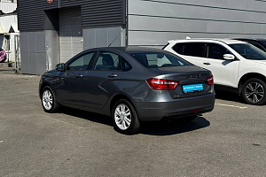 купить Лада Vesta 2018, автосалон 
