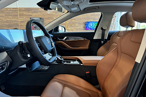 купить ФАВ Bestune B70 2023, автосалон 