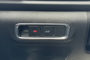 купить  J7 2023, автосалон 