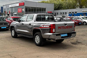 купить Мицубиси L200 2024, автосалон 