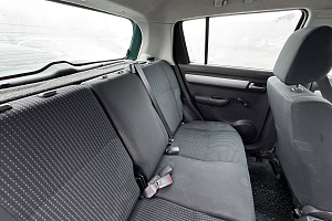купить Сузуки Swift 2007, автосалон 