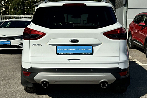 купить Форд Kuga 2013, автосалон 