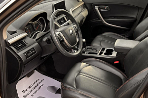 купить ФАВ Besturn X80 2018, автосалон 