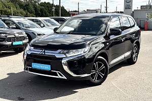 купить Мицубиси Outlander 2020, автосалон 