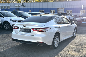 купить Тойота Camry 2021, автосалон 