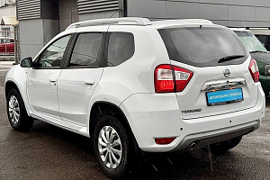 купить Ниссан Terrano 2017, автосалон 