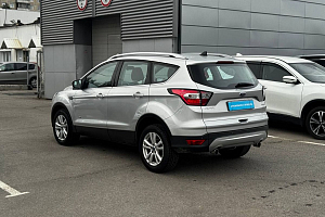 купить Форд Kuga 2017, автосалон 