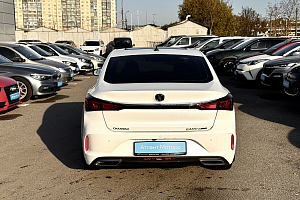 купить Чанган Eado Plus 2024, автосалон 