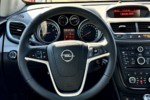 купить Опель Mokka 2012, автосалон 
