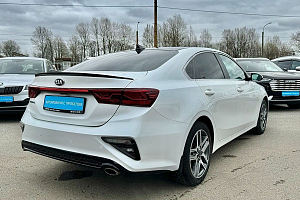 купить Кия Cerato 2019, автосалон 