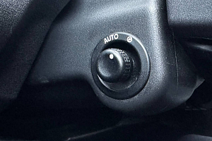 купить Ленд Range Rover Sport 2012, автосалон 