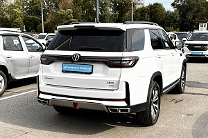 купить Чанган CS95 2024, автосалон 