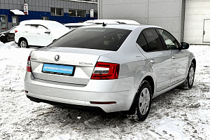 купить Шкода Octavia 2019, автосалон 