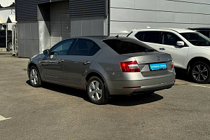 купить Шкода Octavia 2019, автосалон 