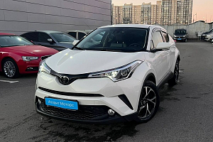 купить Тойота C-HR 2021, автосалон 