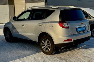 купить Джили Emgrand X7 2014, автосалон 