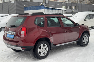 купить Рено Duster 2013, автосалон 