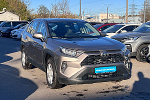 купить Тойота RAV4 2025, автосалон 