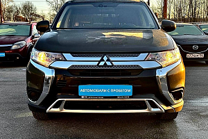 купить Мицубиси Outlander 2020, автосалон 
