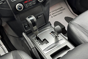 купить Мицубиси Pajero 2013, автосалон 