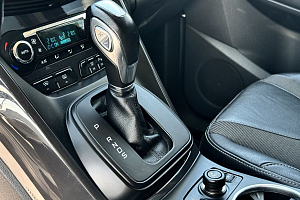 купить Форд Kuga 2013, автосалон 
