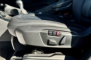 купить БМВ X1 2015, автосалон 