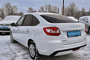 купить Лада Granta 2022, автосалон 
