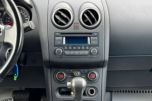 купить Ниссан Qashqai 2012, автосалон 