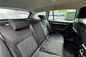 купить Шкода Octavia 2018, автосалон 