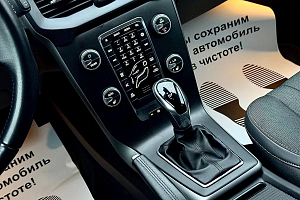 купить Вольво V40 Cross Country 2018, автосалон 