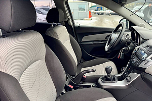 купить Шевроле Cruze 2013, автосалон 